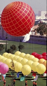 Globos en la jornada de Inauguración de la Expo'92.