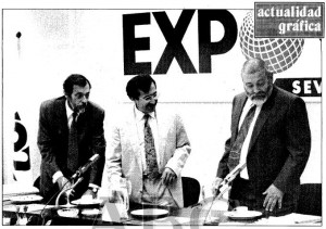El comisario Emilio Cassinello, el ministro Virgilio Zapatero y el presidente de la Sociedad Estatal, Jacinto Pellón (Fotografía ABC).