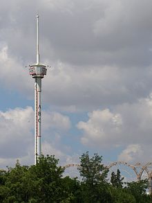 La Torre mirador se puso en funcionamiento durante el decimo aniversario con el patrocinio del diario ABC.