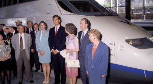 Familia Real en la jornada inaugural del Tren de Alta Velocidad (AVE).