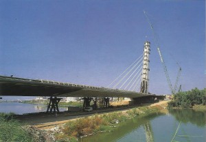 Construcción Puente del Alamillo.